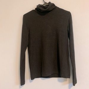 Uniqlo HeatTech black turtleneck, size S